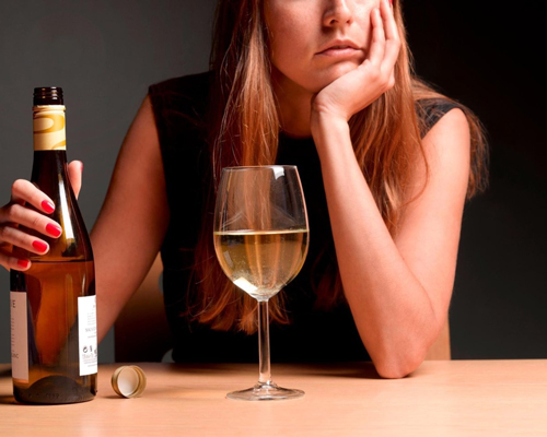 Анонимное лечение женского алкоголизма в Лодейном Поле